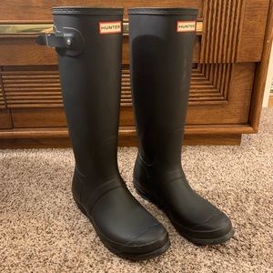 Hunter Rain Boots (with socks) - Tall Matte Black